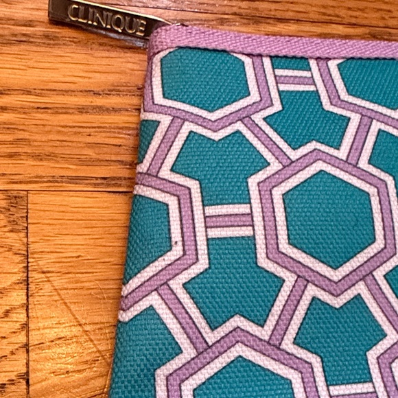 Clinique Geometric Blue and Purple Cosmetic Bag with Jonathan Adler Tag -Clean! - Picture 3 of 8